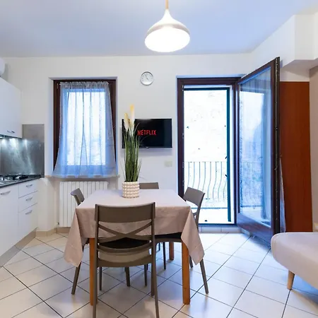 Apartman Porta Garibaldi Vicolo S Floriano