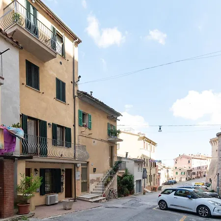 Apartman Porta Garibaldi Vicolo S Floriano *